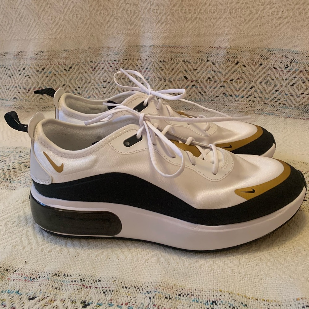 Women’s Nike Air Max Dia Icon Clash Shoes